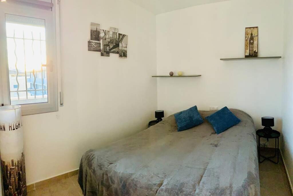 Les Marines Apartment Roses Exterior photo